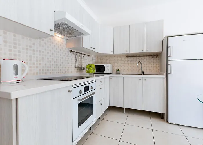 شقة Two Bedrooms In *