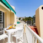 דירה Two Bedrooms In אדחה