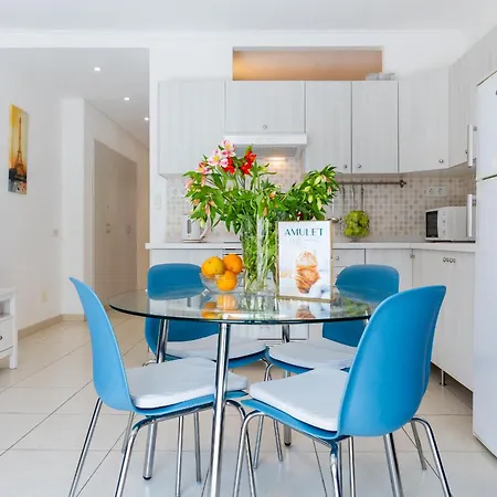 דירה Two Bedrooms In