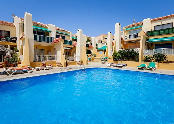 Two Bedrooms In Apartamento *